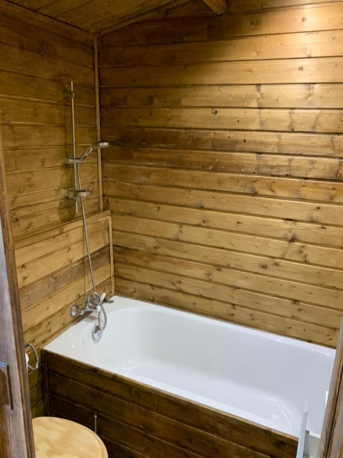 Gites Les Chalets Vezzani Spa מראה חיצוני תמונה